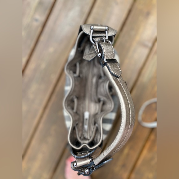 Burberry🔥NEW-Mega Check Leather/Canvas w/serial #/LUREX🔥Bronze Leather Bag👜🔥 - Picture 5 of 15